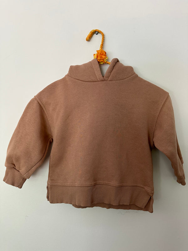 HOODIE / 3-4T