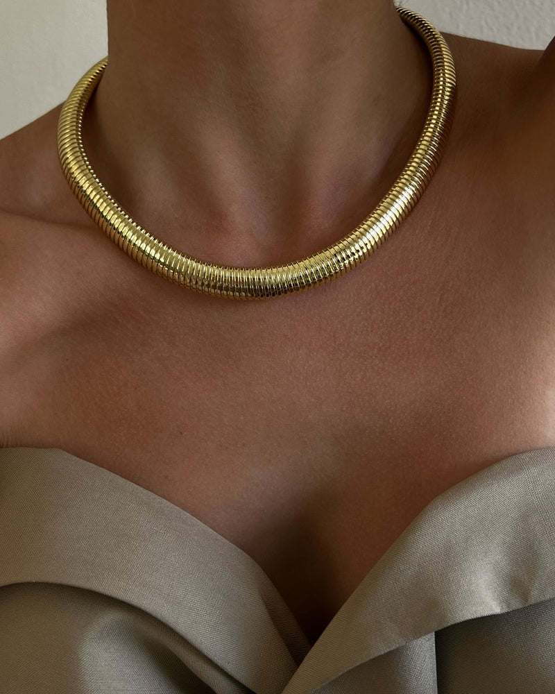 FLEX SNAKE CHAIN NECKLACE - GOLD