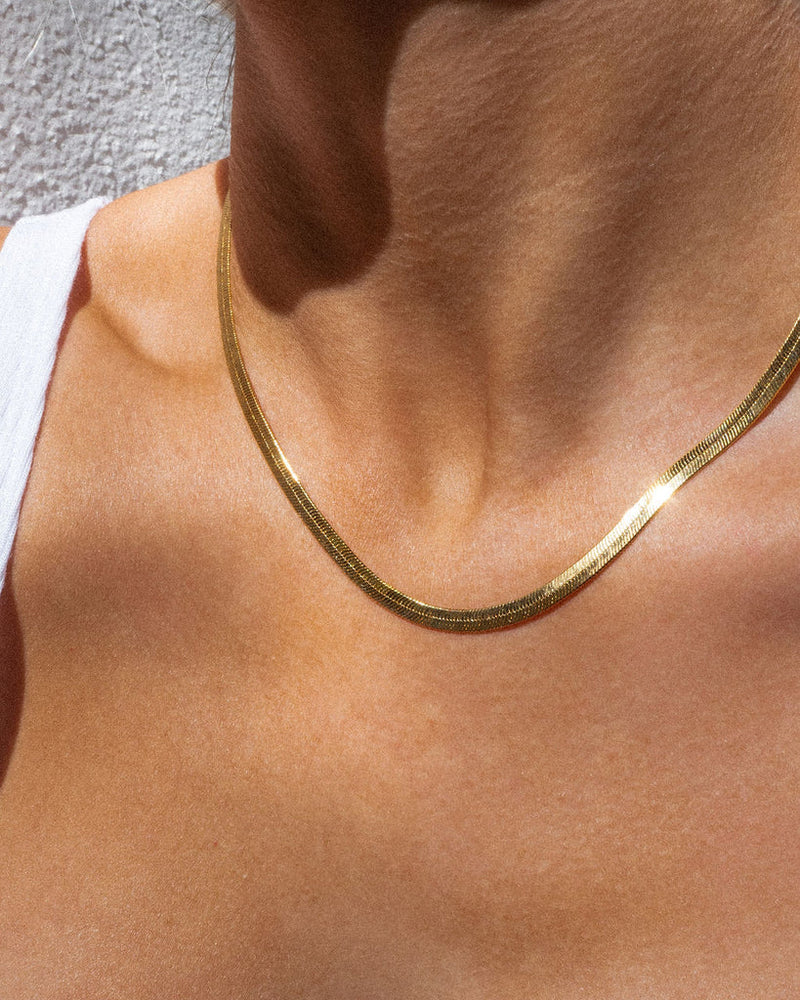 THE CLASSIQUE HERRINGBONE CHAIN - SILVER